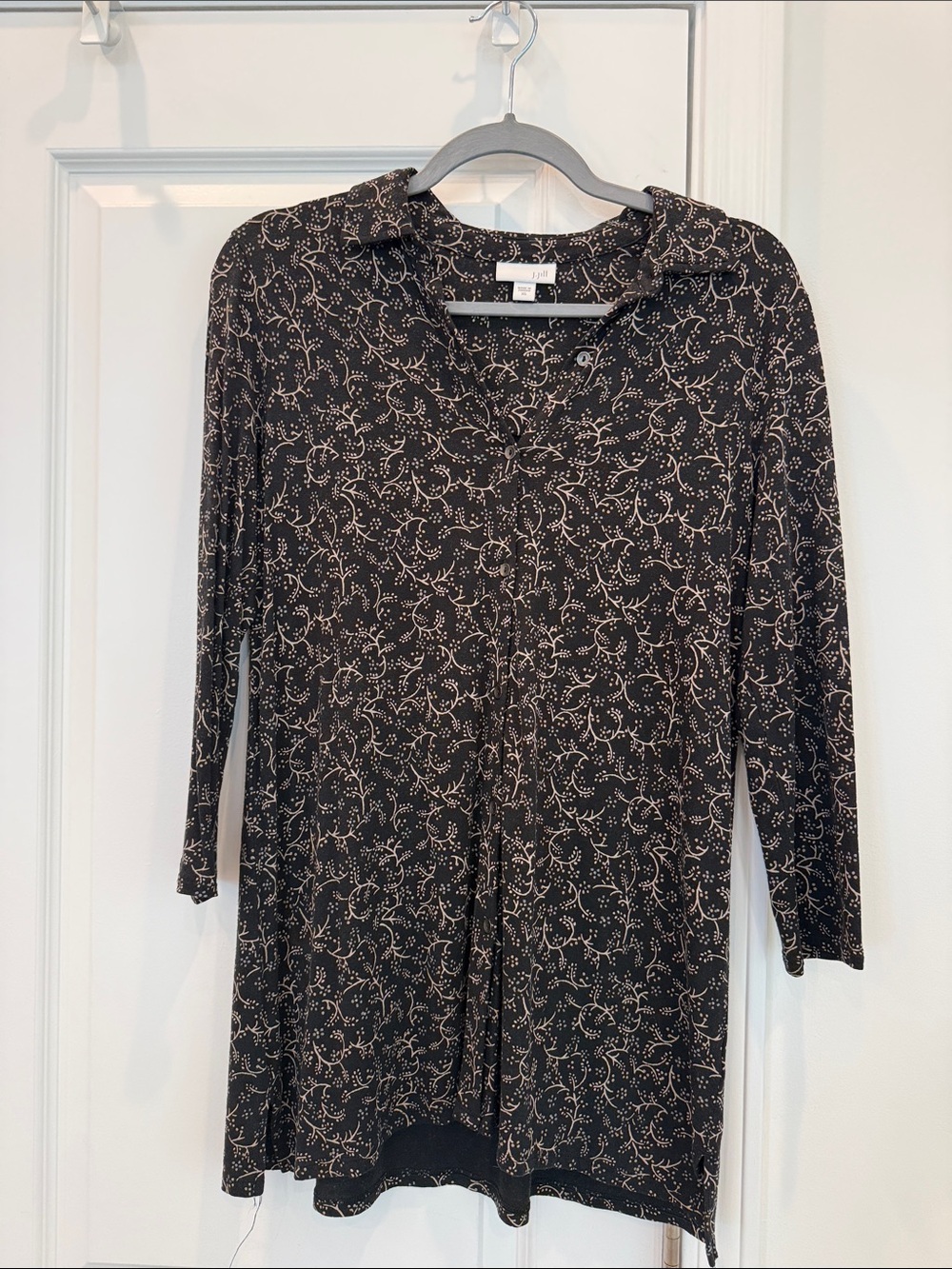 J. Jill Black Long-Sleeve Floral Print Tunic Top